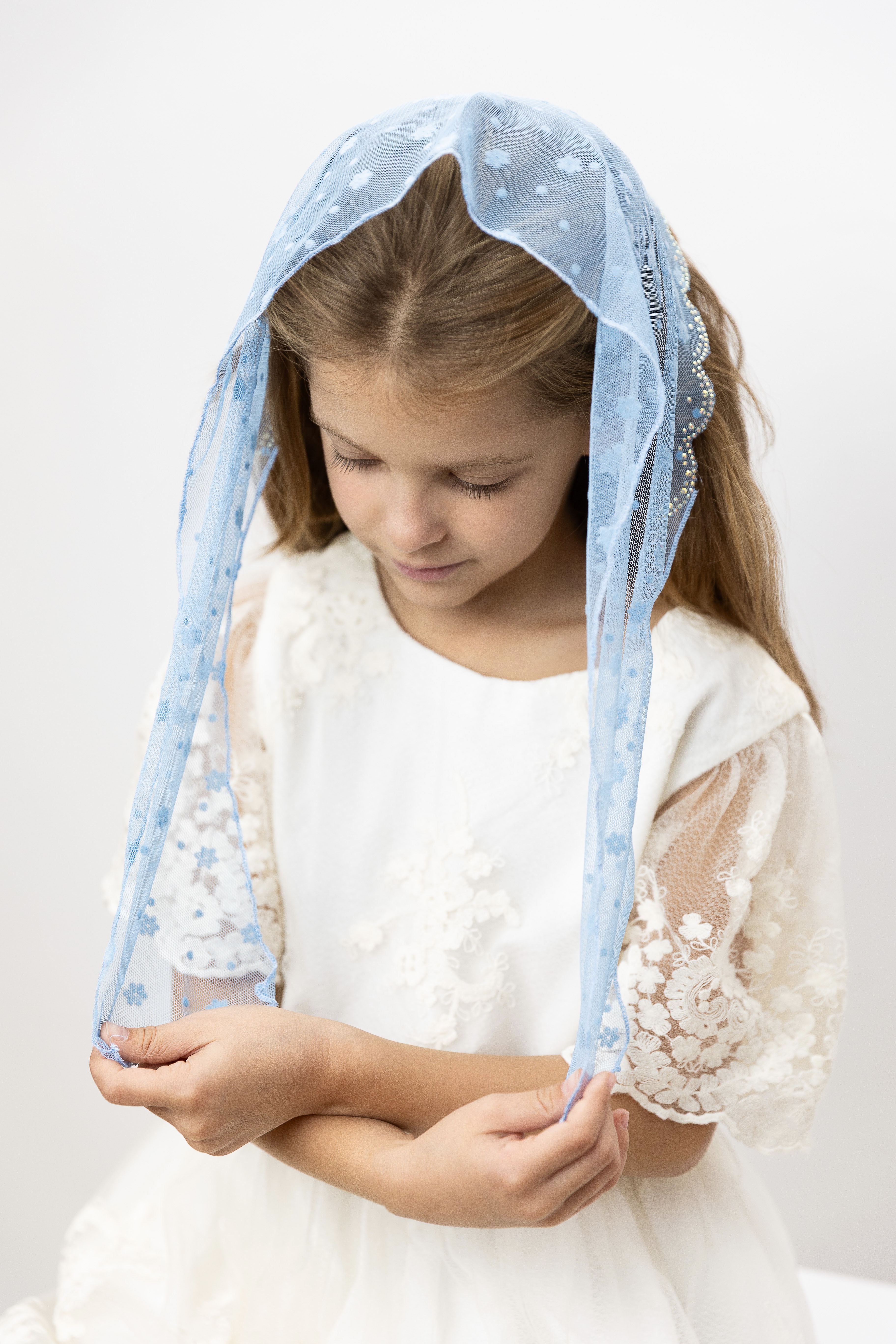 Batic din dantela - albastru Batic din dantela - albastru